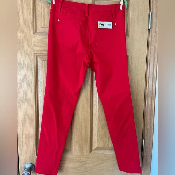 Jeans - Picture 3 of 4